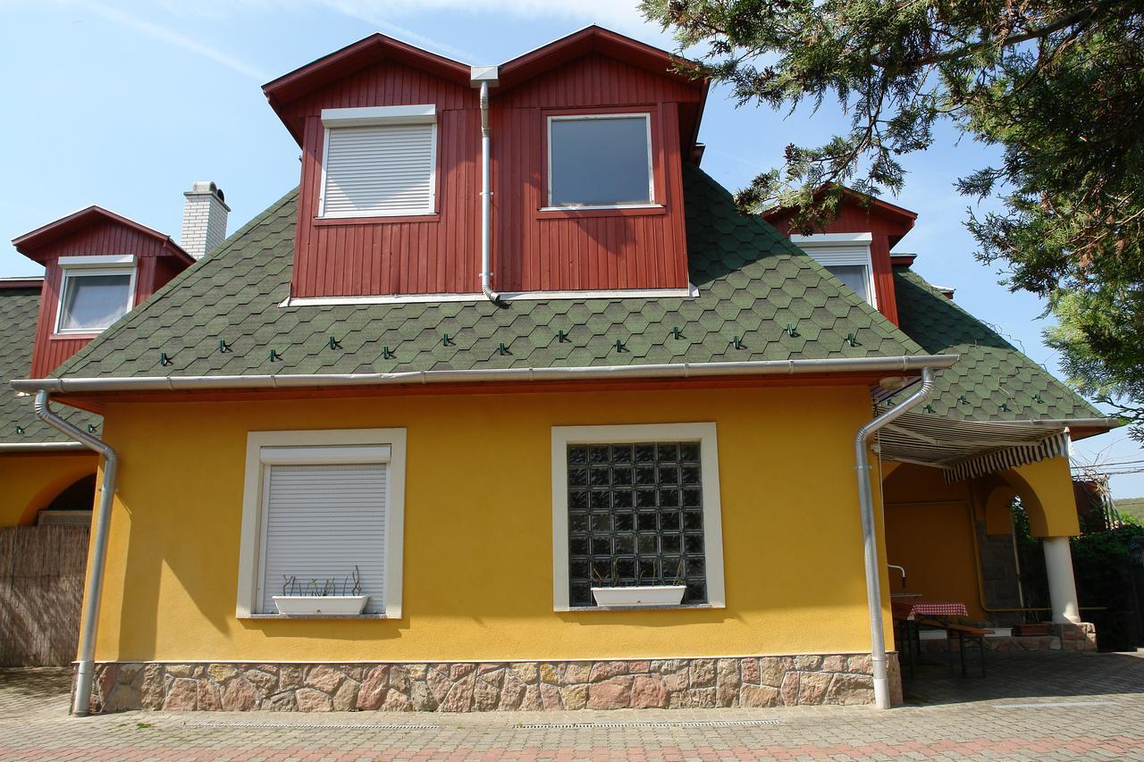 Valentina Apartmanhaz Apartment Bogacs Bagian luar foto