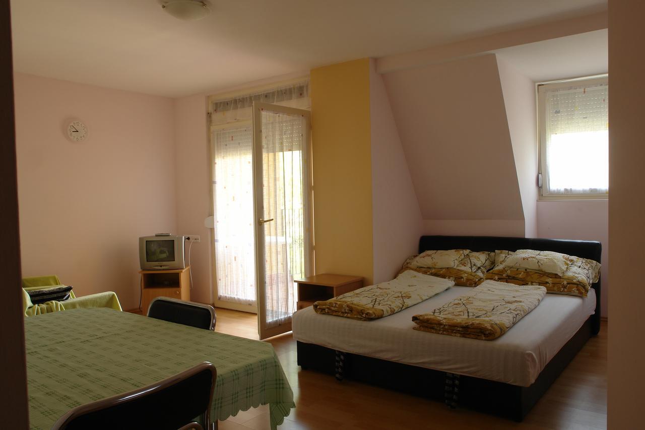 Valentina Apartmanhaz Apartment Bogacs Bagian luar foto