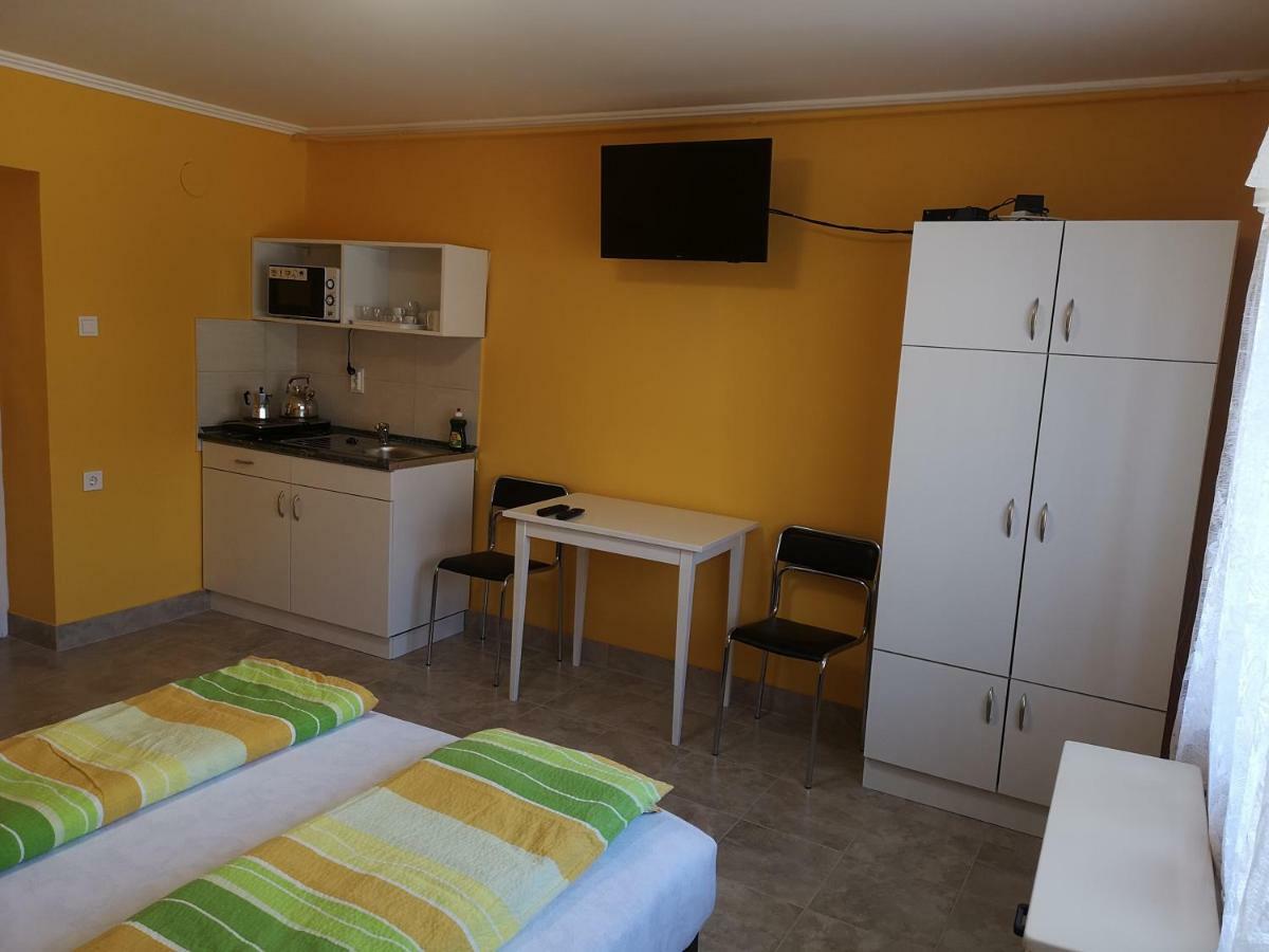 Valentina Apartmanhaz Apartment Bogacs Bagian luar foto