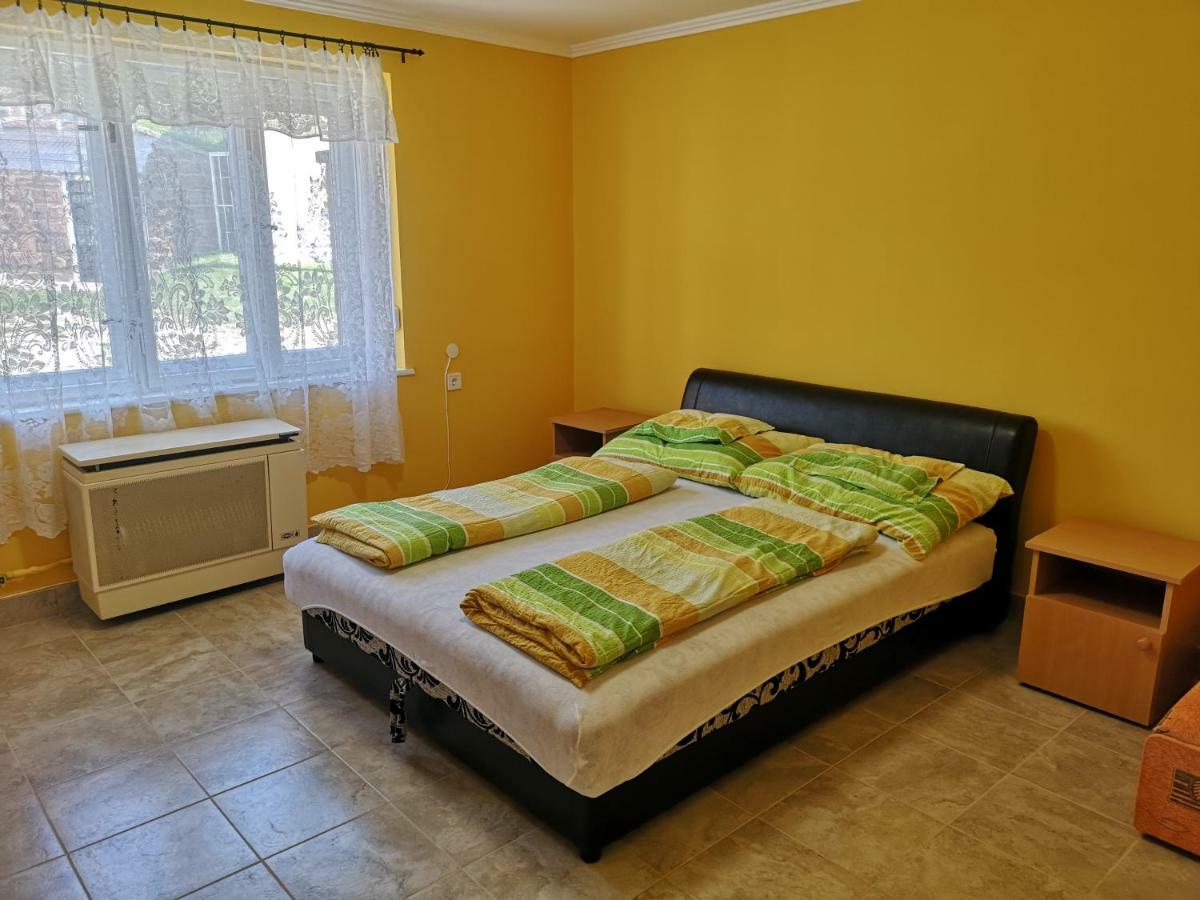 Valentina Apartmanhaz Apartment Bogacs Bagian luar foto